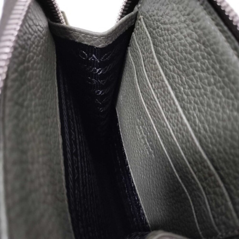 PRADA Bag - Picture 8 of 10